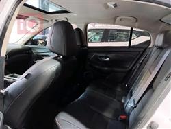 نیسان سێنترا